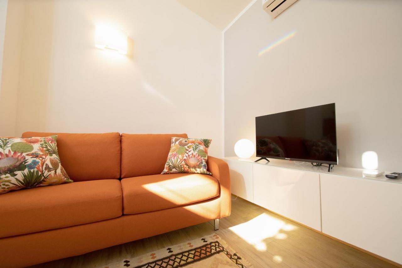 Rooftop Delight With Terrace Λούκα Εξωτερικό φωτογραφία